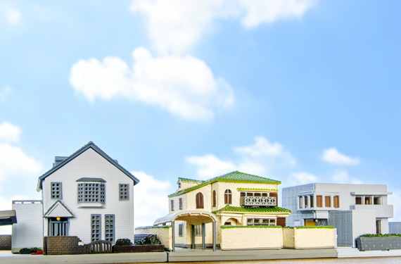 独自のネットワークで買主を探す